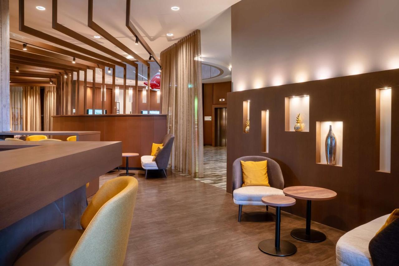 Dorint Airport-hotel Zuerich Hotel 4*